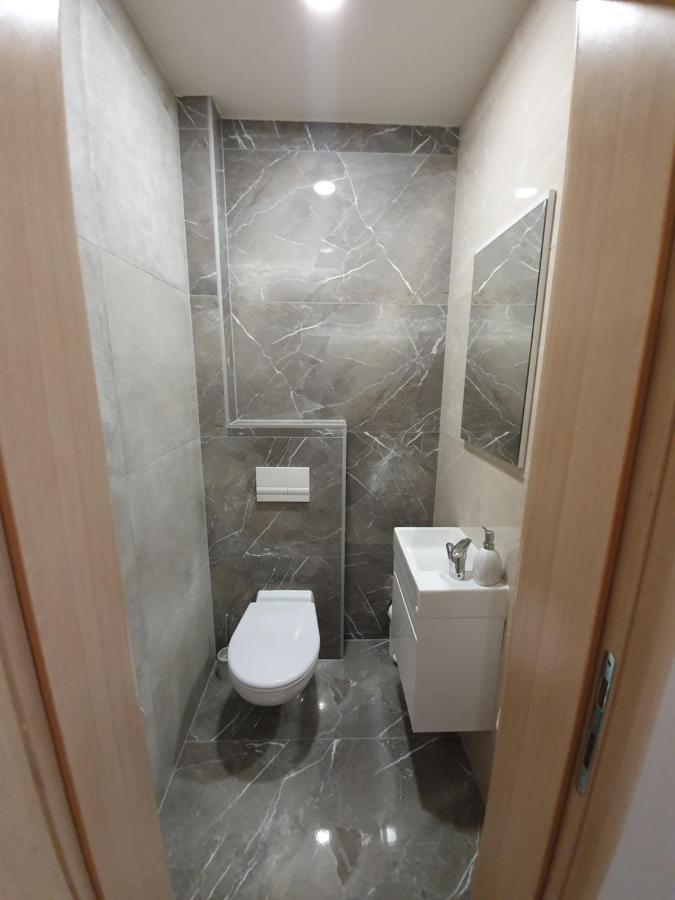 Apartman Bozur **** Satnica Dakovacka Luaran gambar