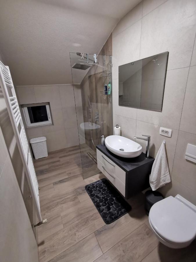 Apartman Bozur **** Satnica Dakovacka Luaran gambar