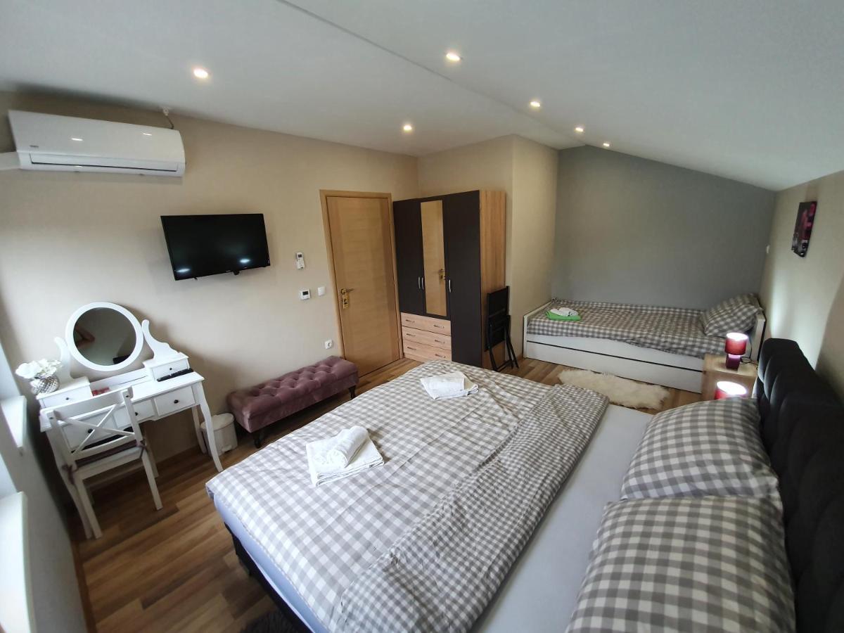 Apartman Bozur **** Satnica Dakovacka Luaran gambar