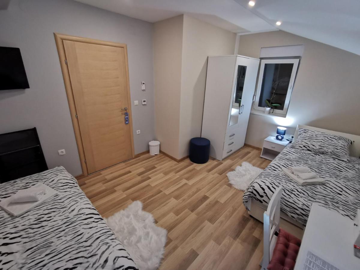 Apartman Bozur **** Satnica Dakovacka Luaran gambar
